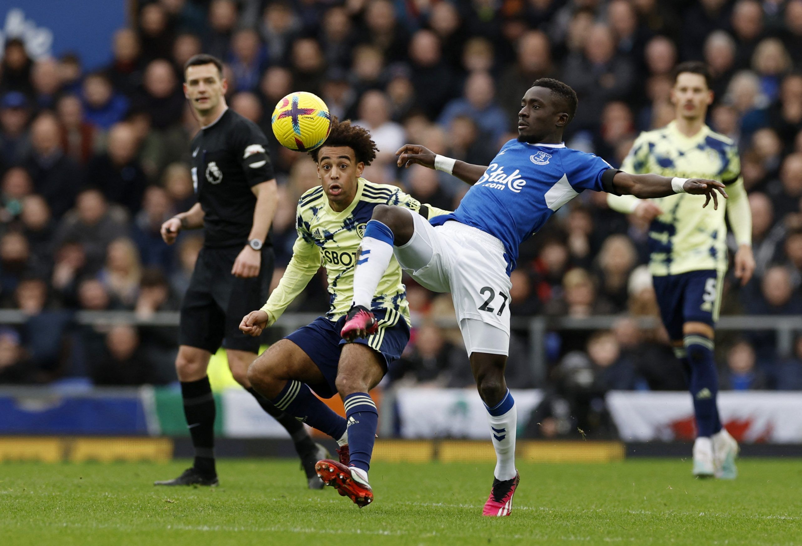 Soccer Football - Premier League - Everton v Leeds United - Goodison Park, Liverpool, Britain - February 18, 2023 Everton's Idrissa Gueye in action with Leeds United's Tyler Adams Action Images via Reuters/Jason Cairnduff EDITORIAL USE ONLY. No use with unauthorized audio, video, data, fixture lists, club/league logos or 'live' services. Online in-match use limited to 75 images, no video emulation. No use in betting, games or single club /league/player publications.  Please contact your account 