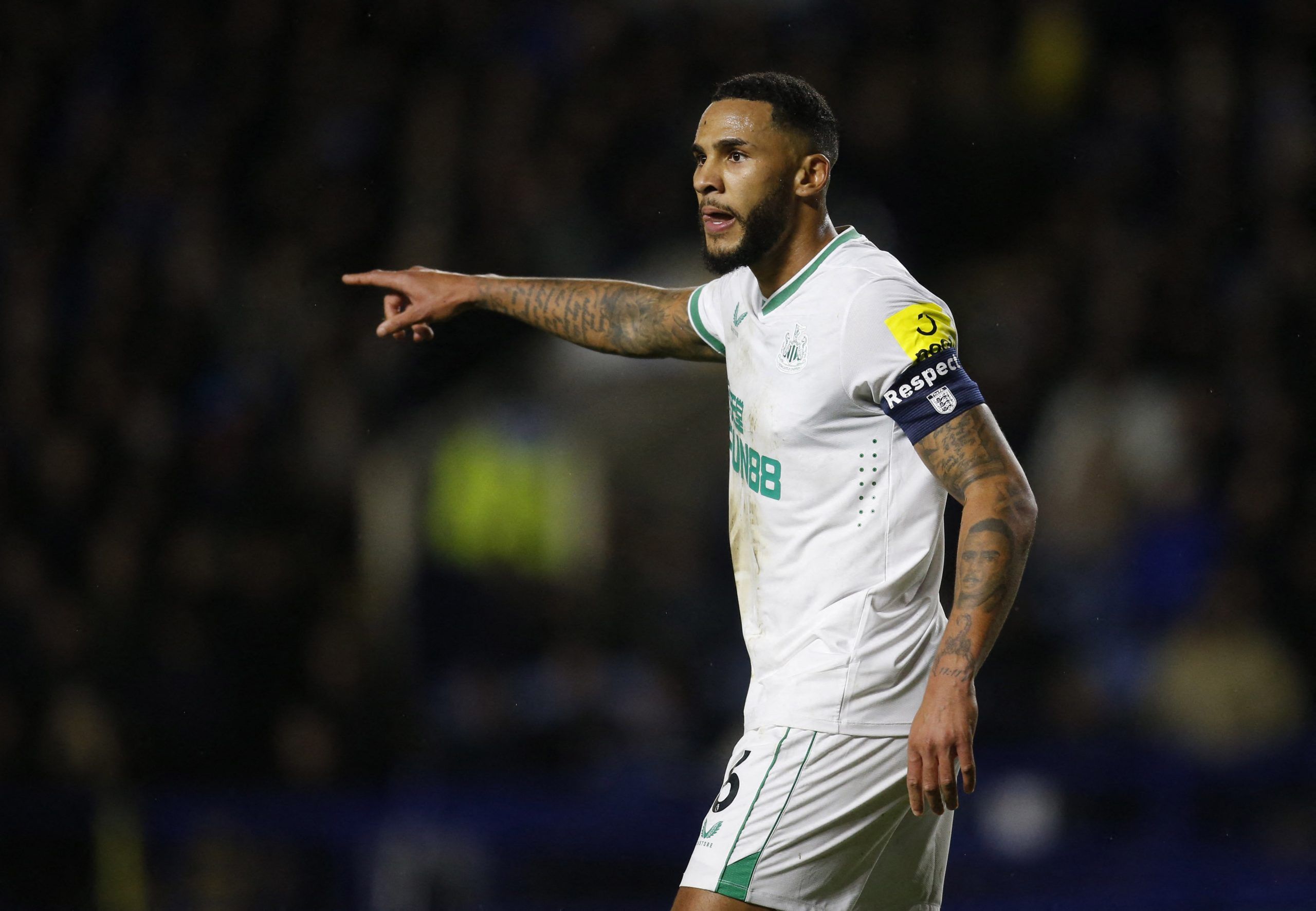 Soccer Football - FA Cup Third Round - Sheffield Wednesday v Newcastle United - Hillsborough Stadium, Sheffield, Britain - January 7, 2023 Newcastle United's Jamaal Lascelles gestures Action Images via Reuters/Ed Sykes