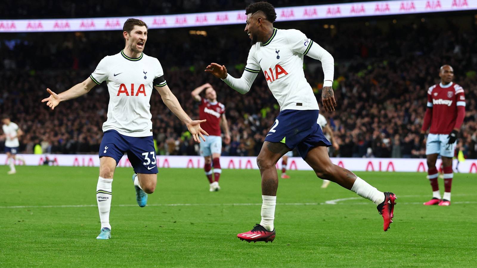 Spurs must avoid Trippier repeat with Emerson Royal