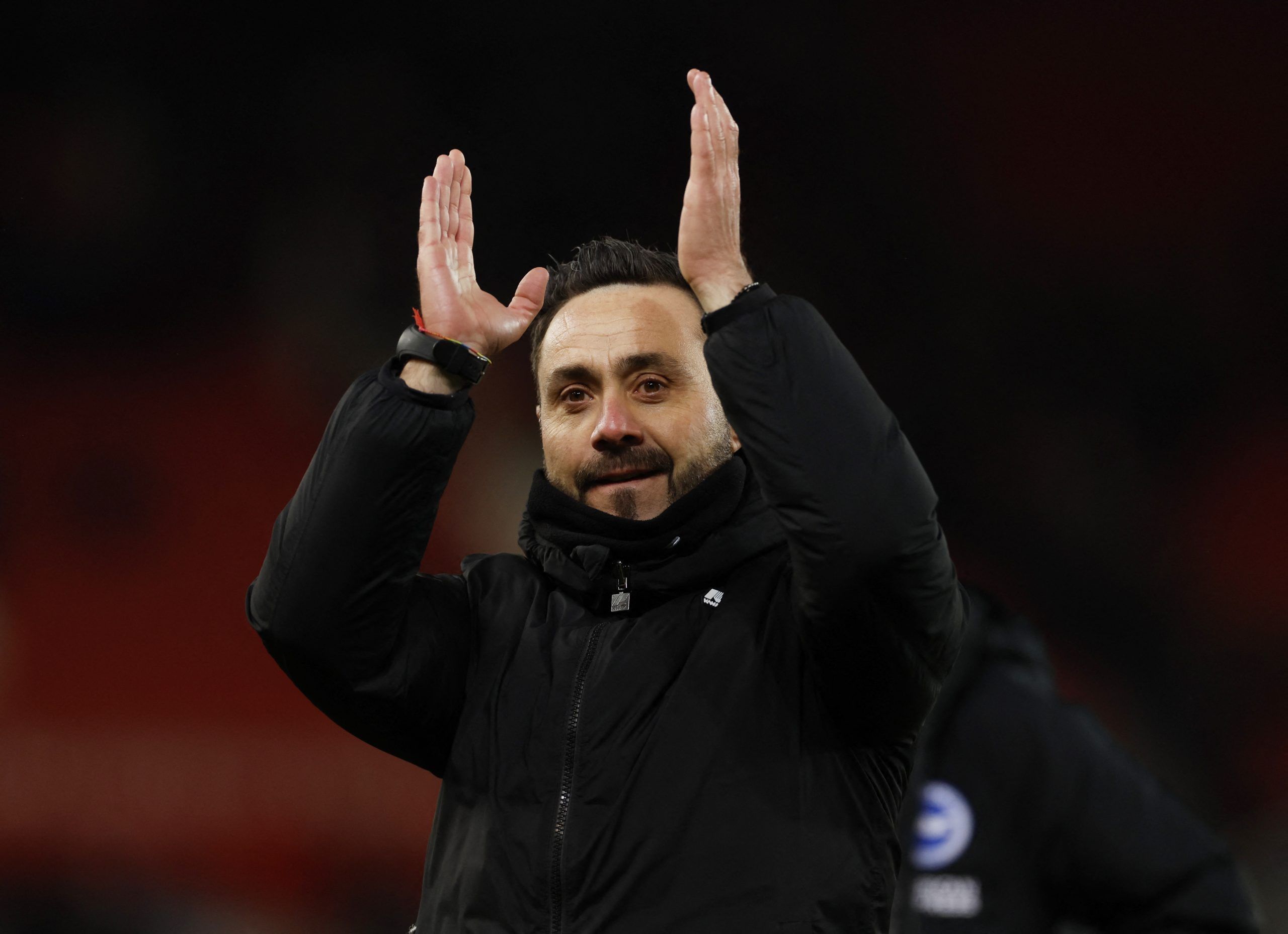 Soccer Football - FA Cup - Fifth Round - Stoke City v Brighton &amp; Hove Albion - bet365 Stadium, Stoke-on-Trent, Britain - February 28, 2023 Brighton &amp; Hove Albion manager Roberto De Zerbi applauds fans after the match Action Images via Reuters/Jason Cairnduff