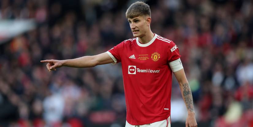 Highly-rated Man United gem close to January exit with talks advanced