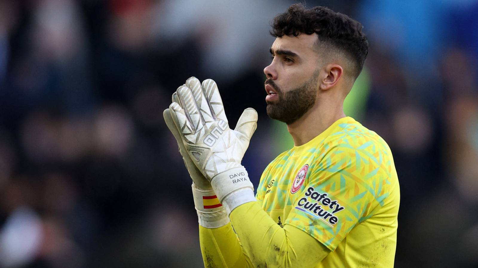 Spurs To Rival Chelsea Amid Links To 2 Goalkeepers