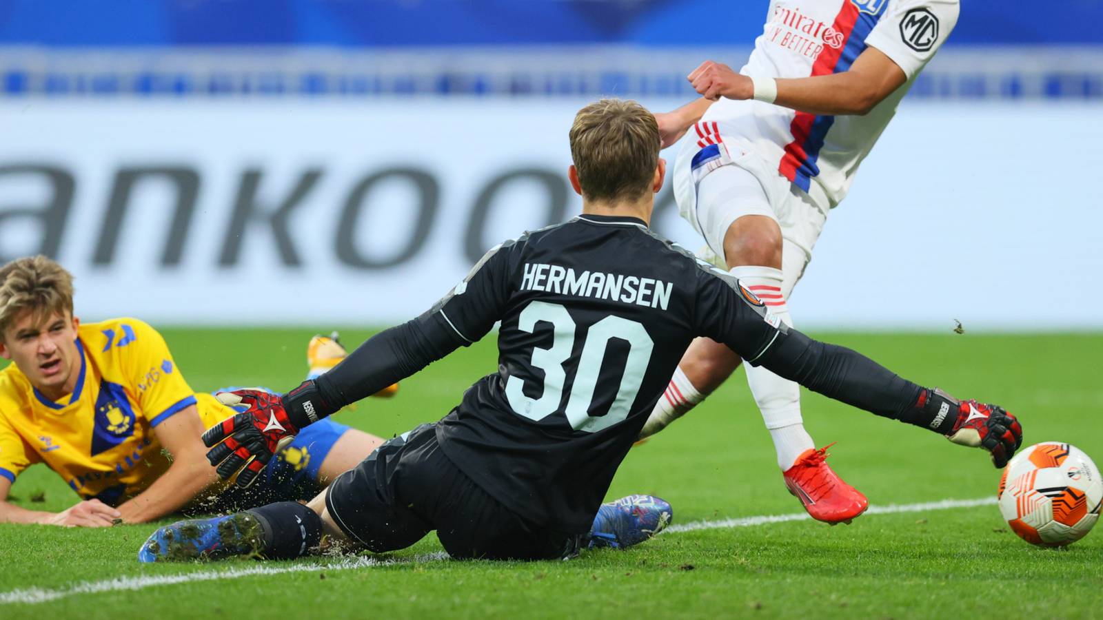 Hermansen Everton Among Top Suitors To Sign £900-p/w Goalkeeper