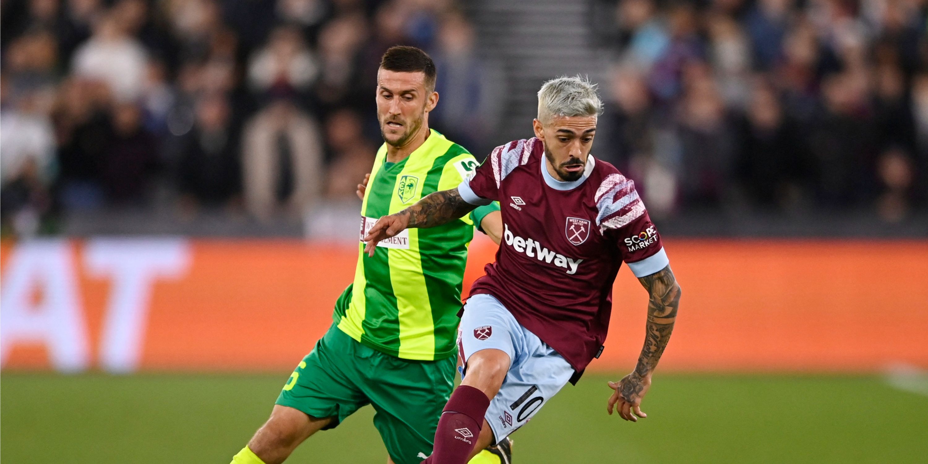 Manuel-Lanzini-in-action-for-West-Ham
