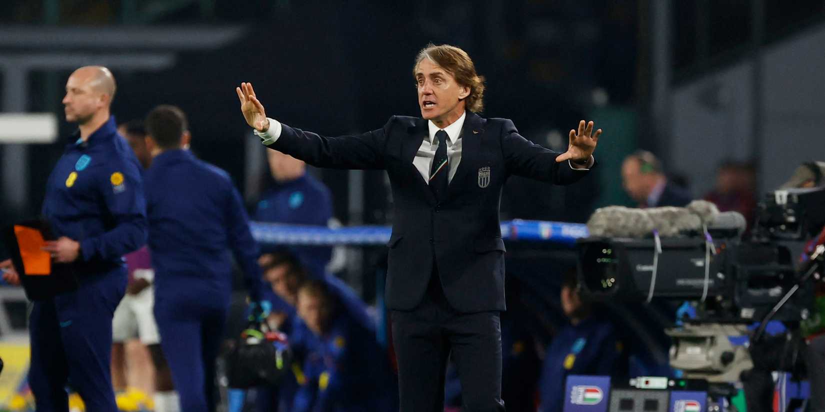 roberto-mancini-italy-premier-league