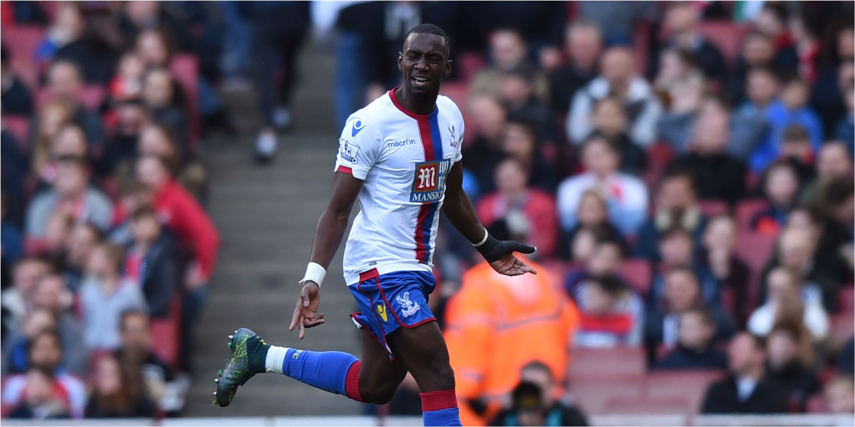 Yannick-Bolasie-in-action-for-Crystal-Palace