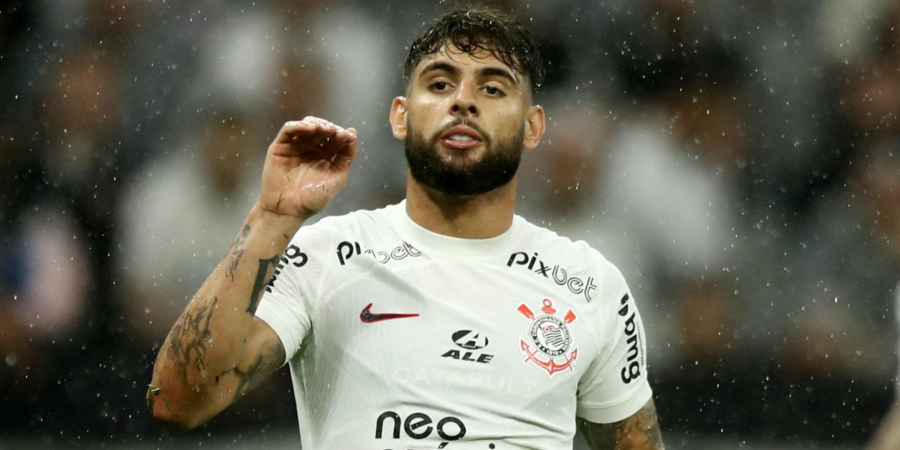 alberto-corinthians-premier-league-everton-dyche-transfer-gossip