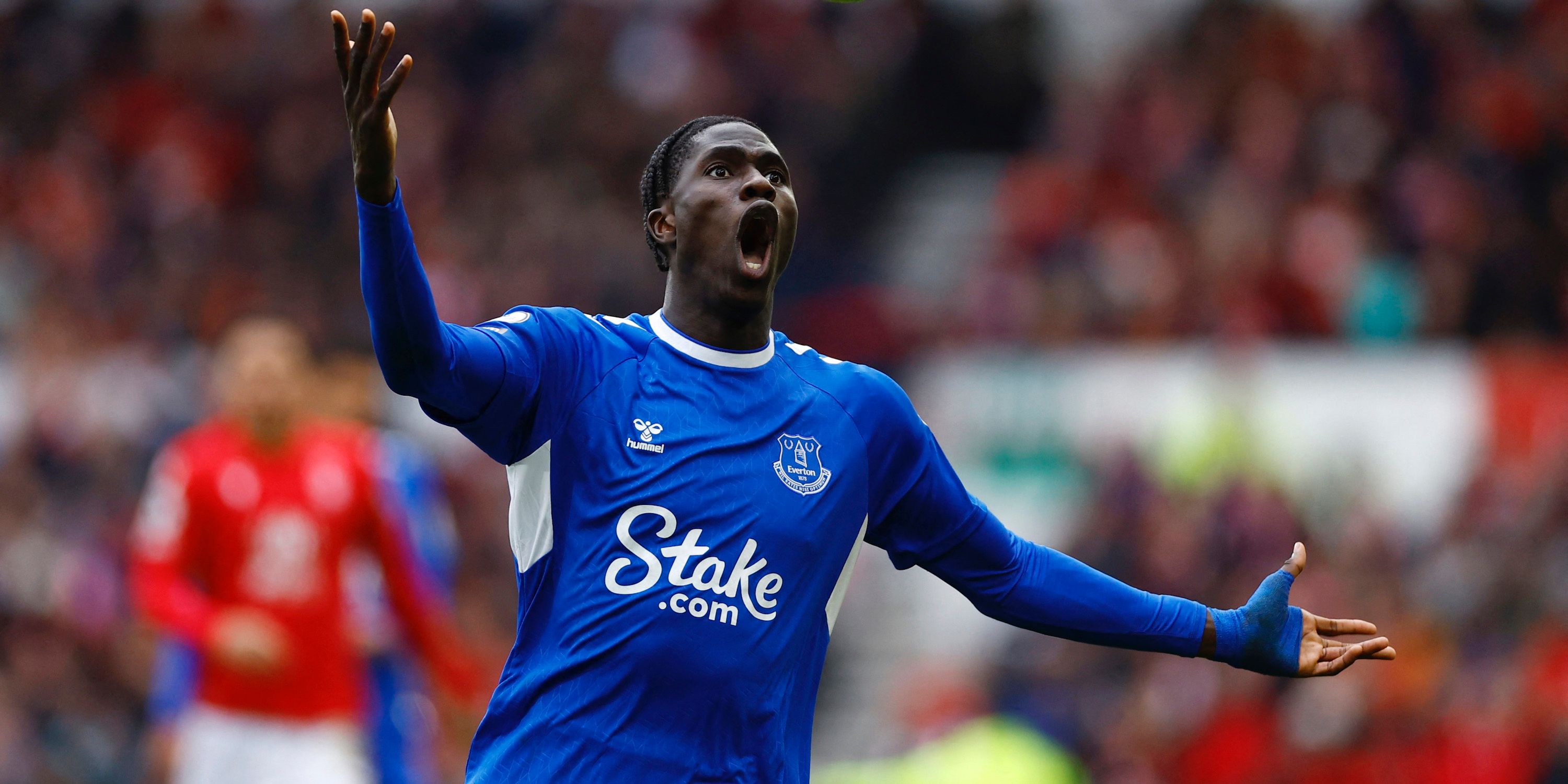 Everton's Amadou Onana reacts