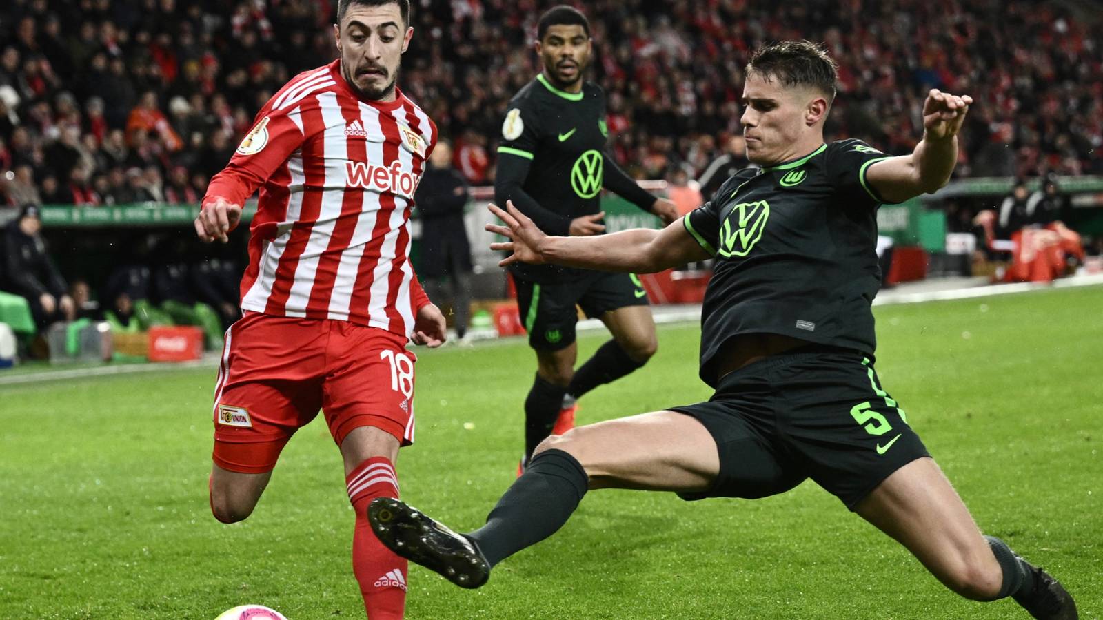 Van De Ven Latest: Fabrizio Romano Shares Big Spurs Update