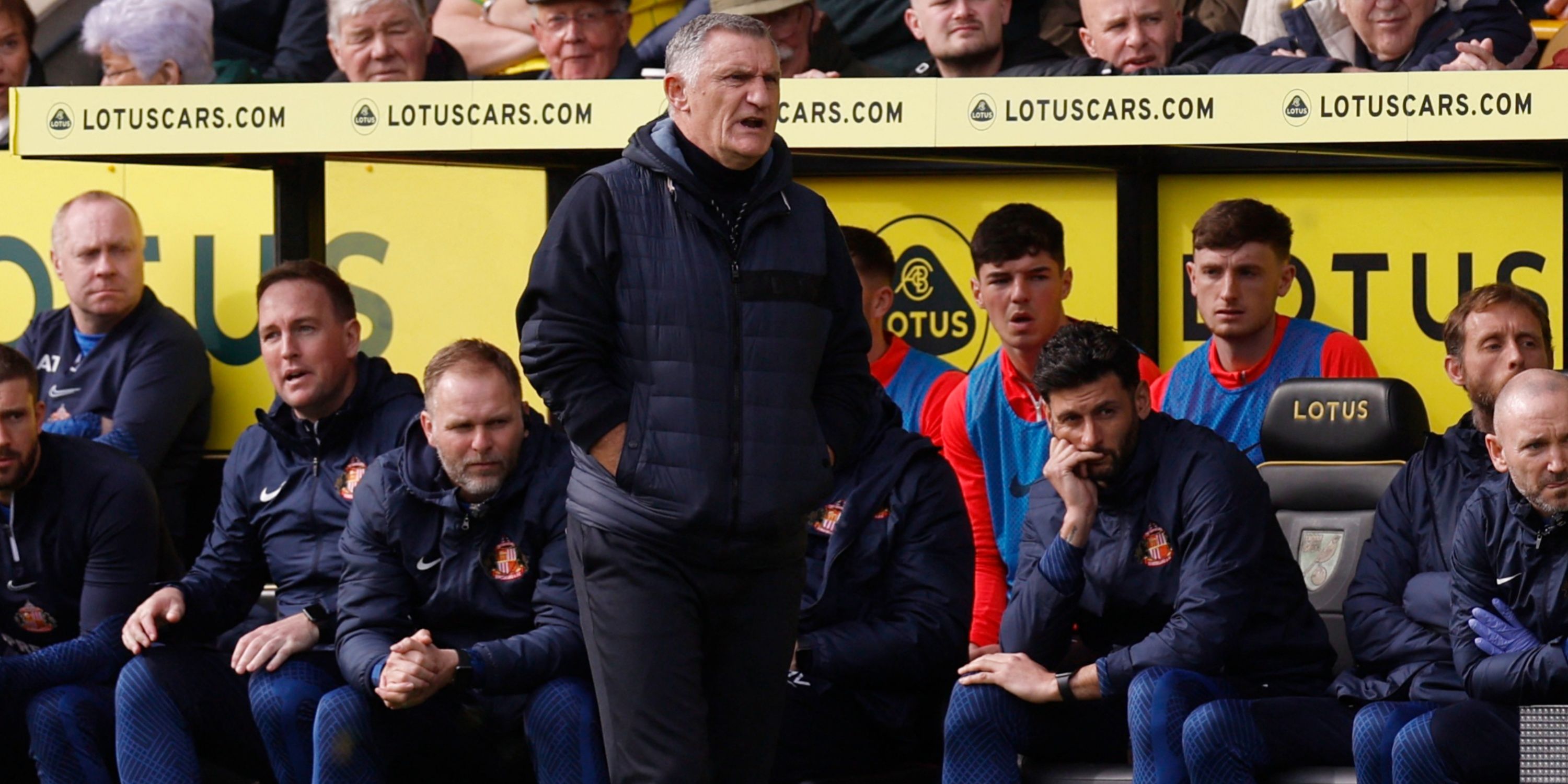 mowbray-Van Hooijdonk-simms-championship-sunderland-transfer