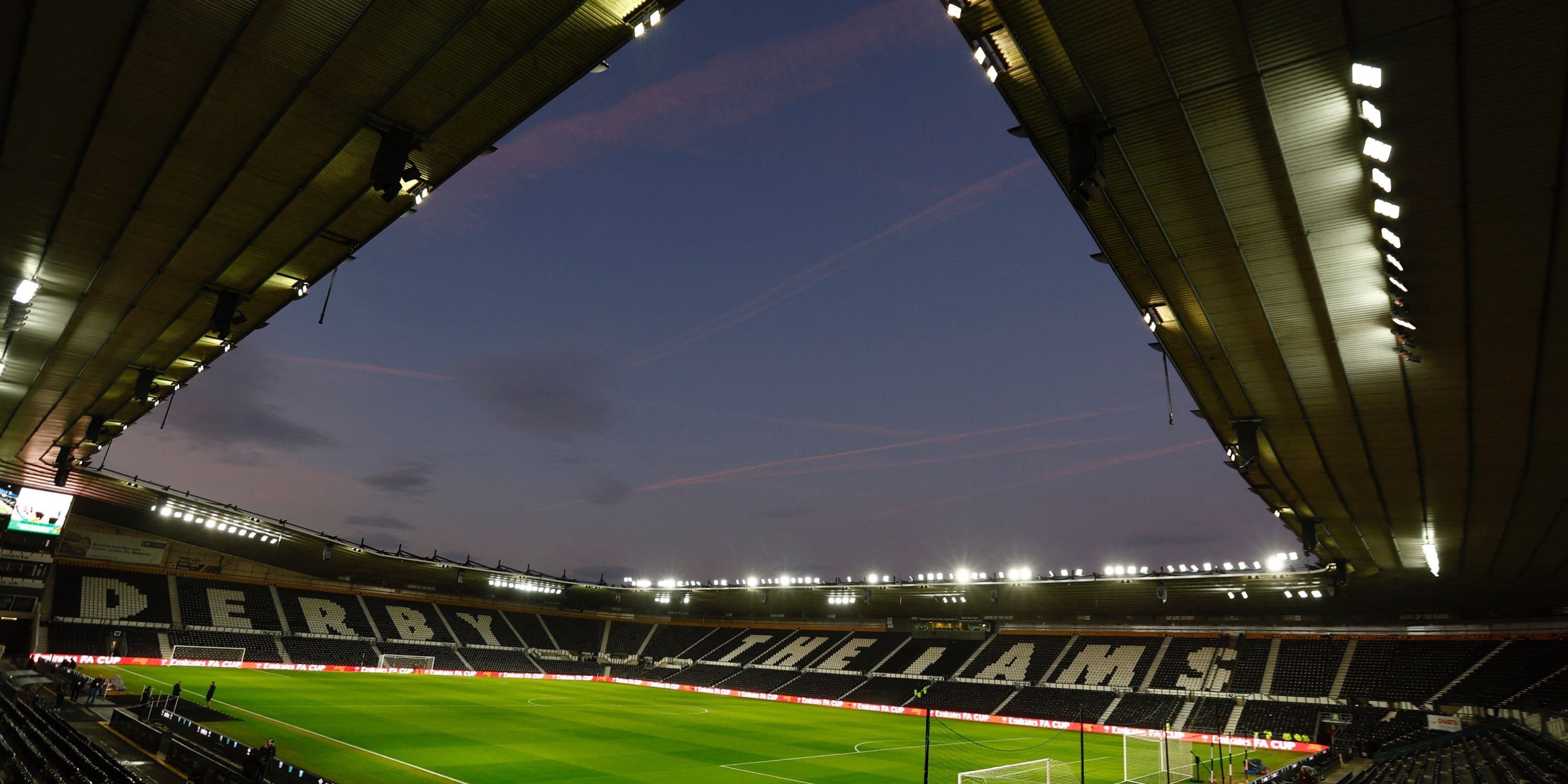 Derby Rams Set To Wrap Up Charlie Lindsay Transfer