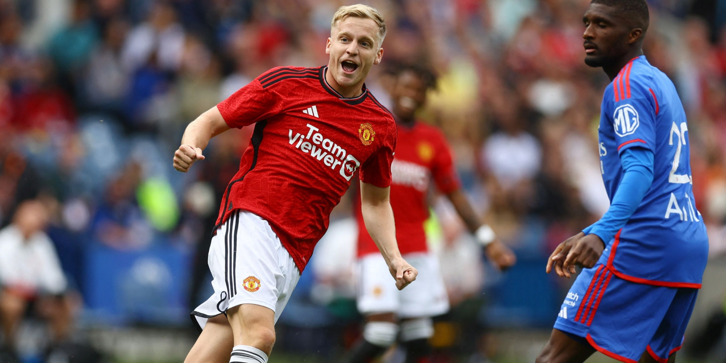 van-de-beek-premiership-manchester-united-celtic-transfer-gossip