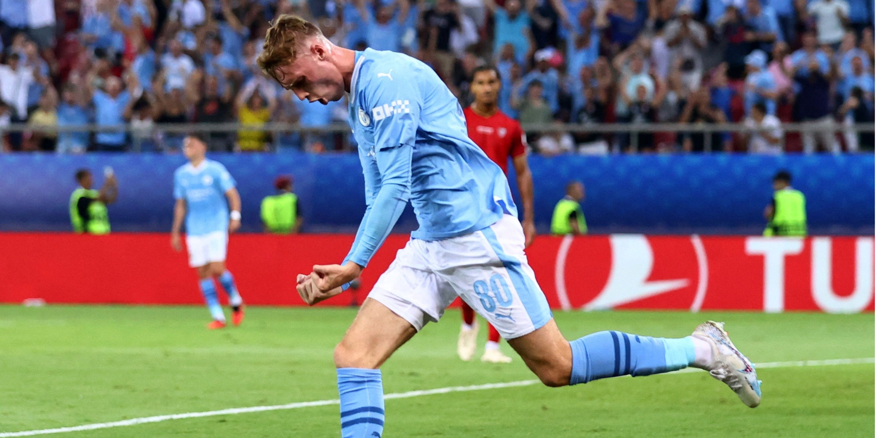 Cole Palmer celebrates for Manchester City