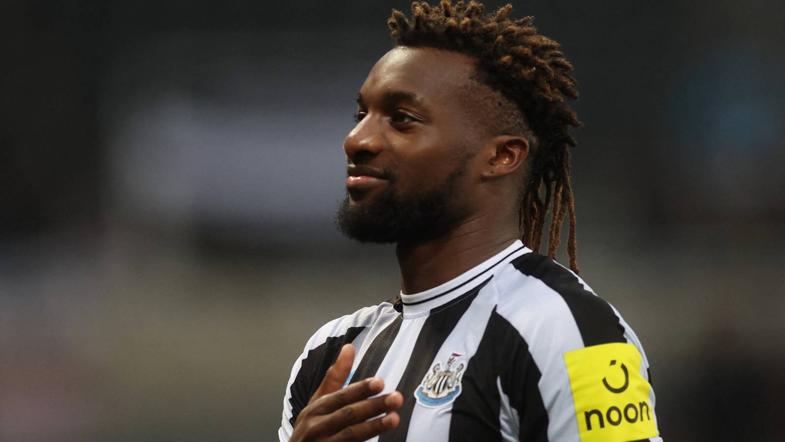 Howe's new Saint-Maximin: Newcastle confident of signing winger "very soon"