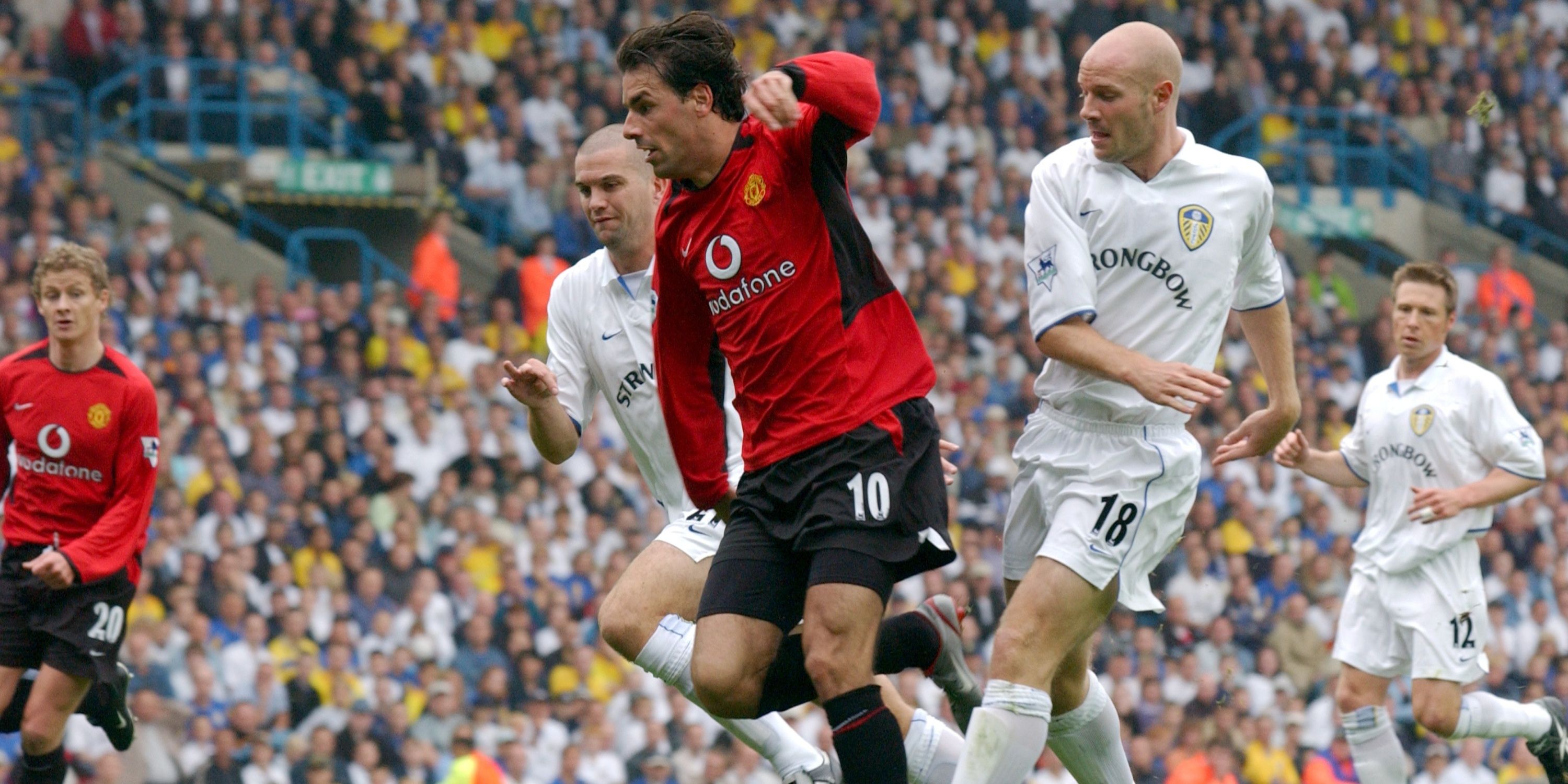 alan-smith-leeds-united-ruud-van-nistelrooy-manchester-united-transfer-1