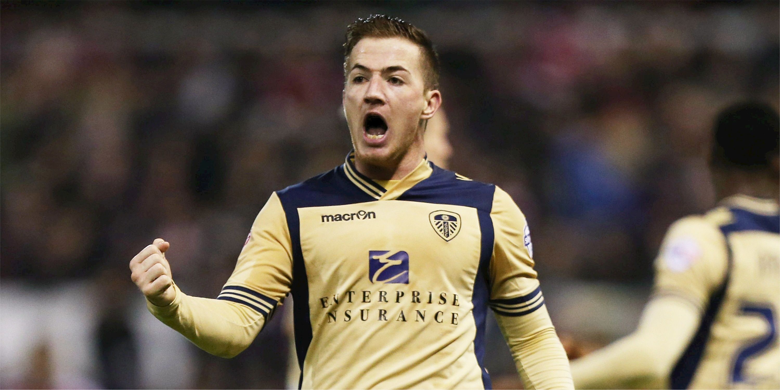 ross-mccormack-leeds-united