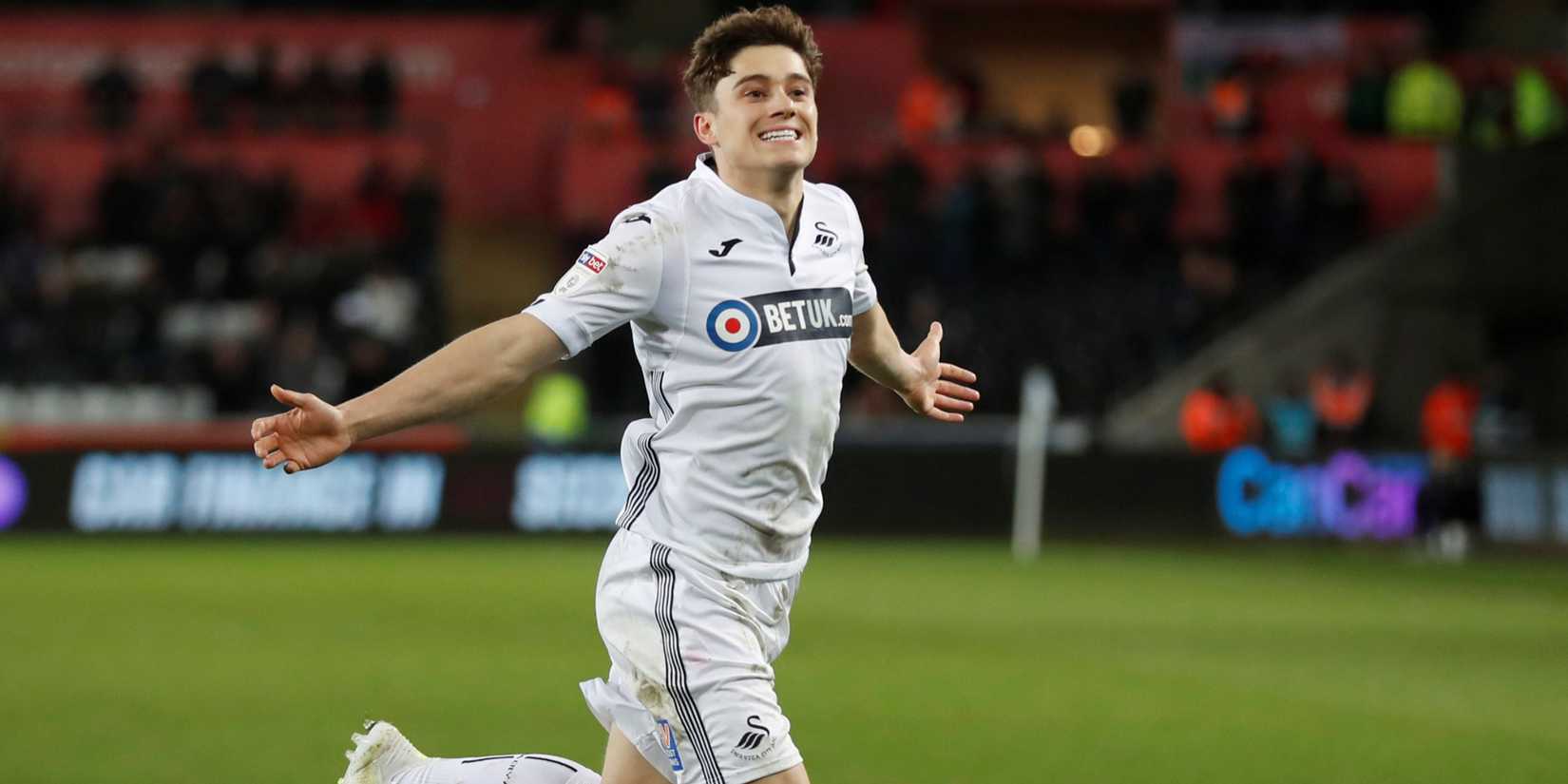 dan-james-swansea-leeds-championship-farke