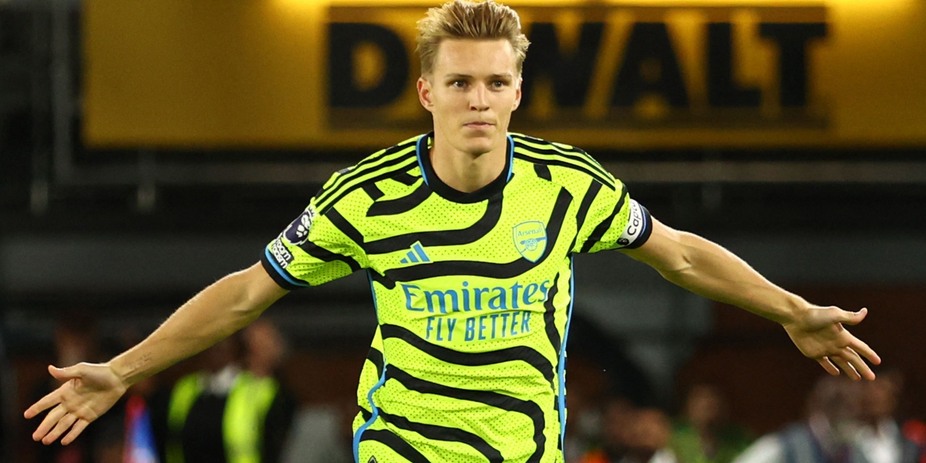 martin-odegaard-arsenal-away-kit-premier-league