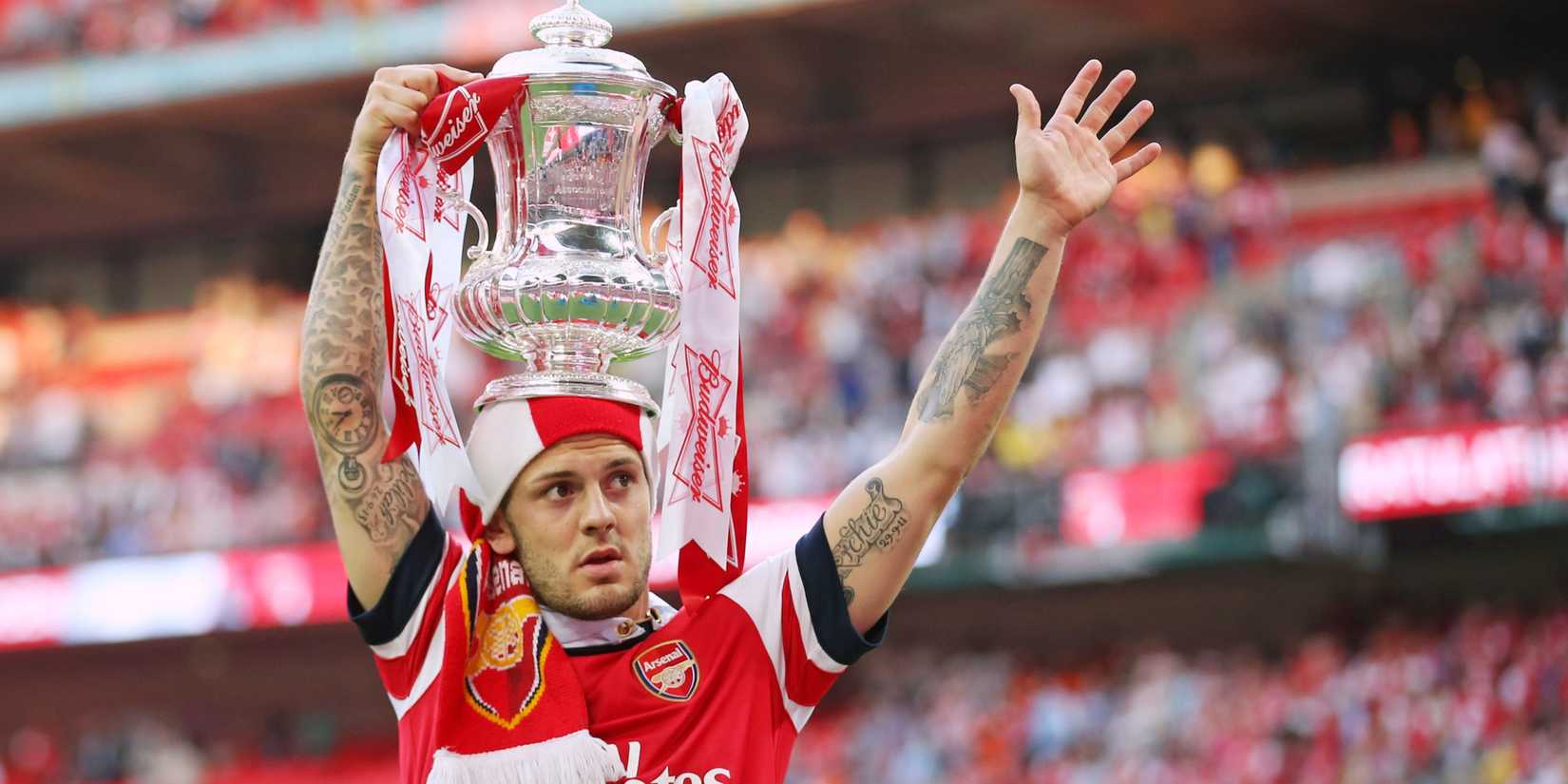 Джек Уилшир в футболке Арсенала