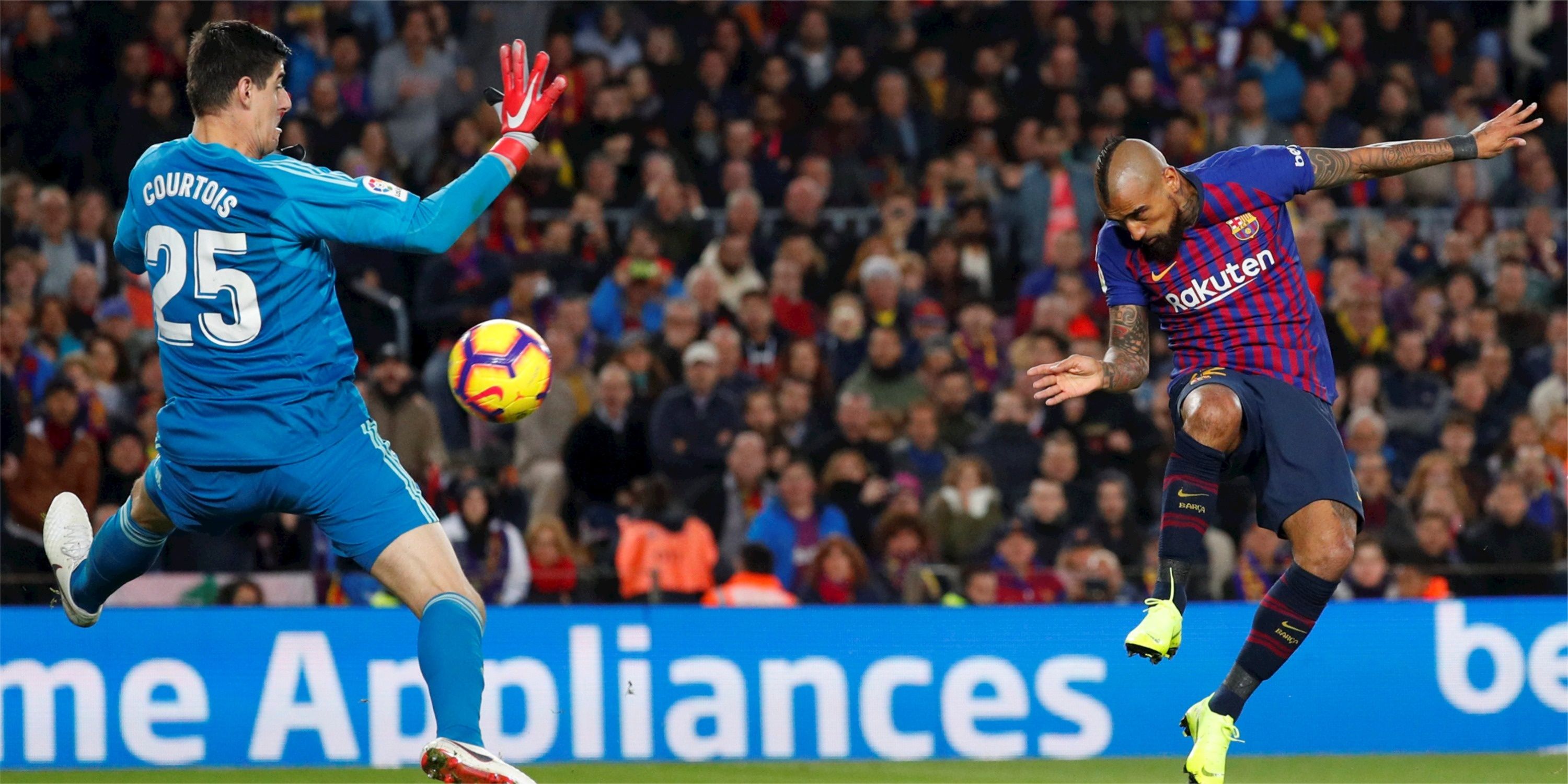 Arturo-Vidal-Barcelona