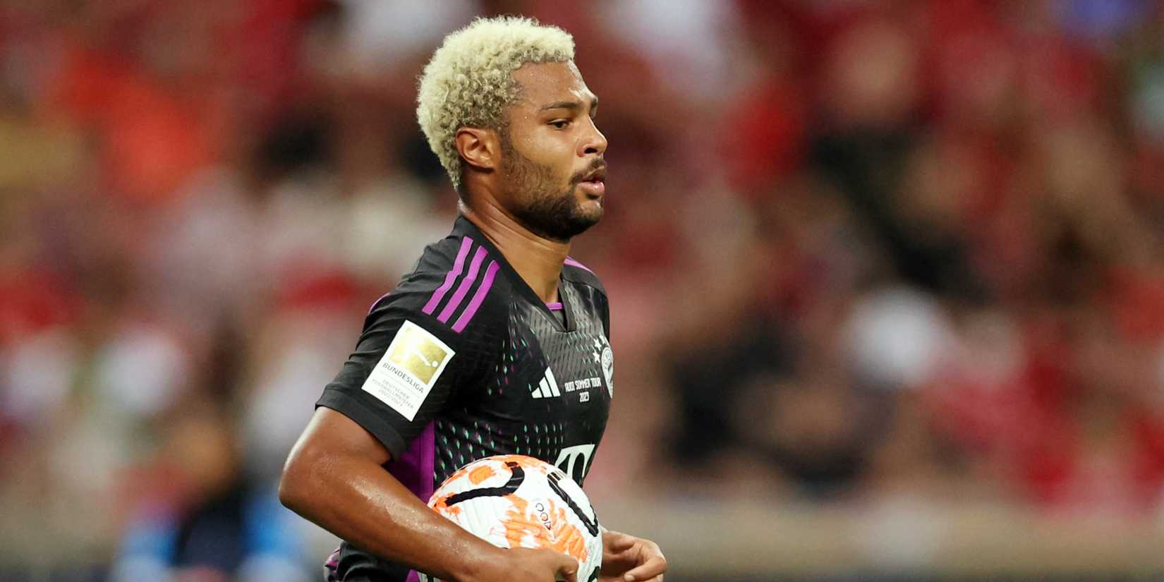 Bayern Munich attacking Serge Gnabry.