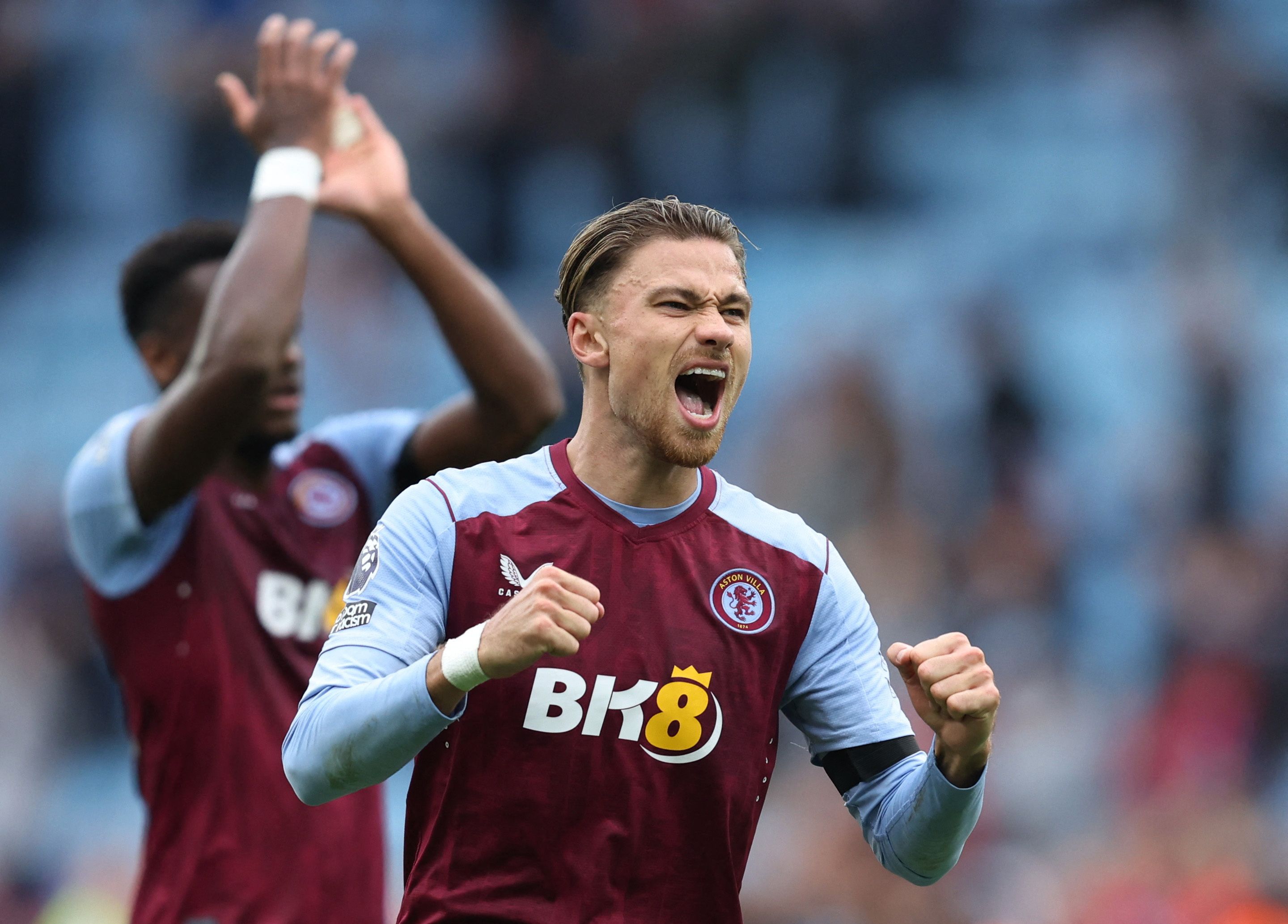 matty-cash-aston-villa-premier-league