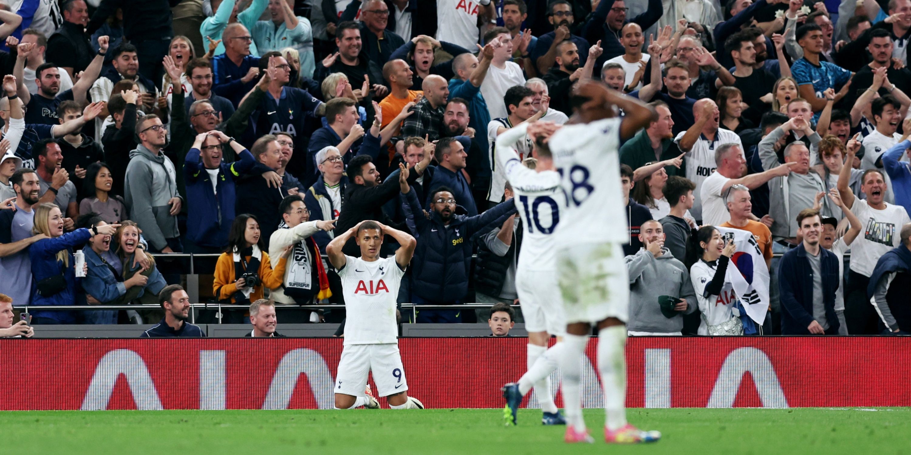 Last Chance Gibbs Whites Transfer To Tottenham Hangs In The Balance - o70y1zo