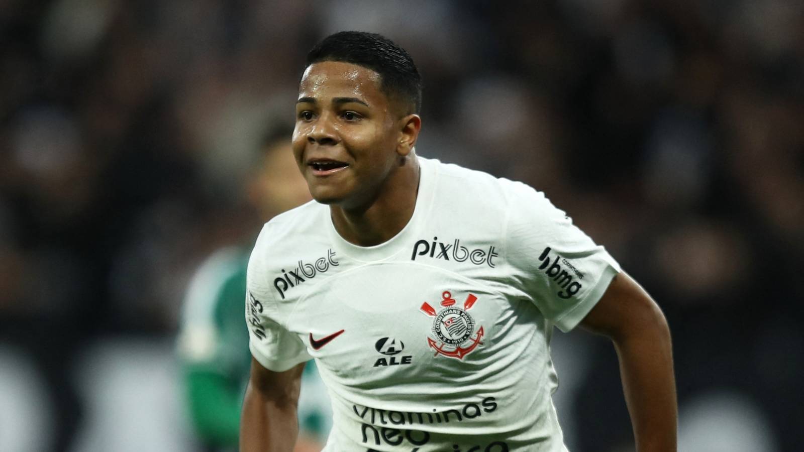 Everton: Toffees submit offer to sign exciting teenage forward