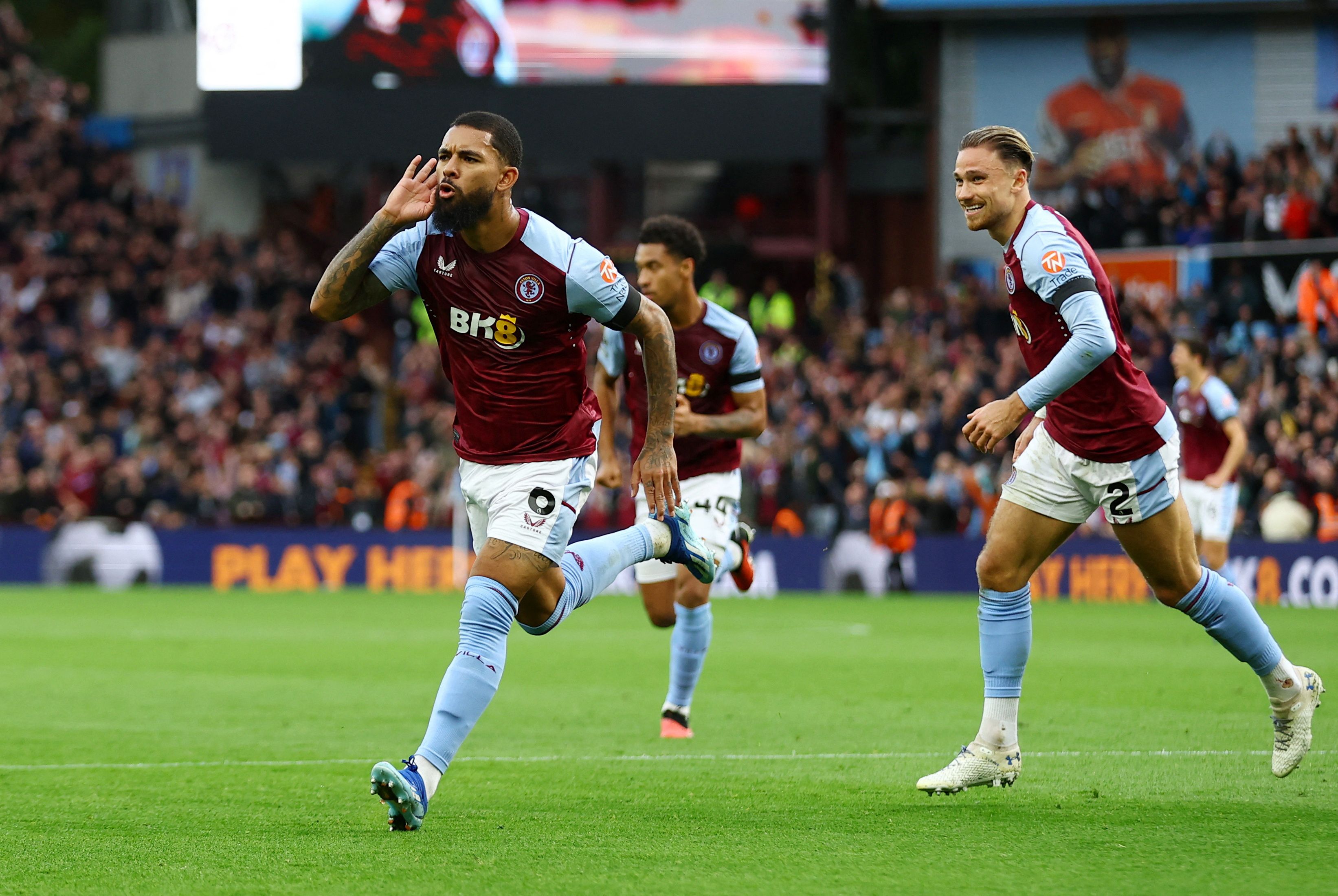 douglas-luiz-aston-villa-premier-league