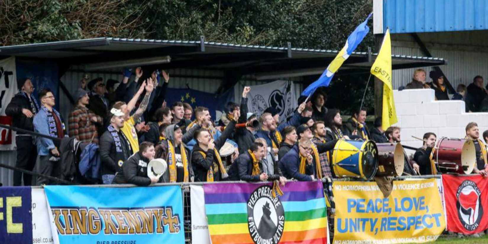 Eastbourne_Town_Fans