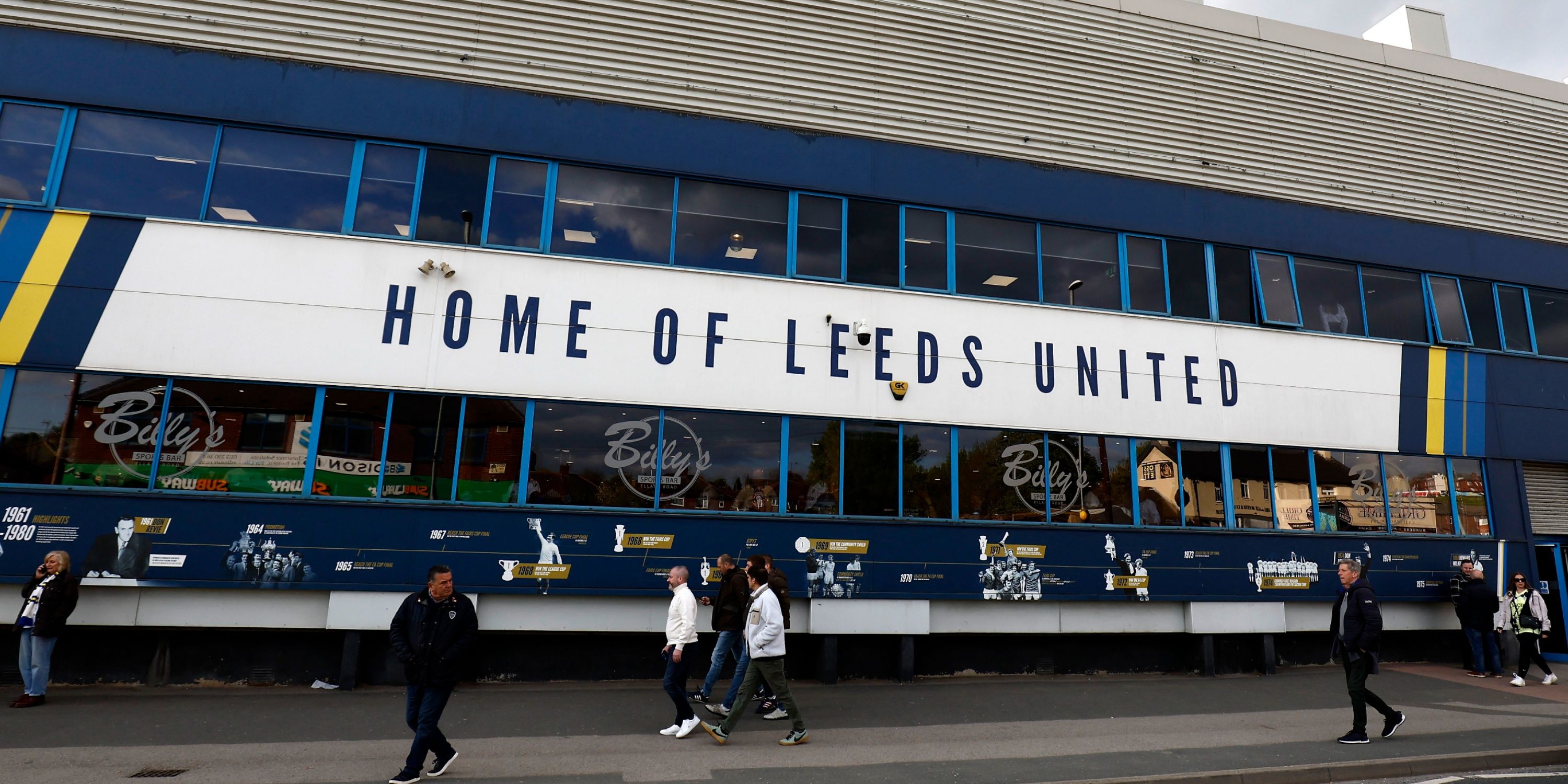 elland-road-leeds-championship-pitch-size