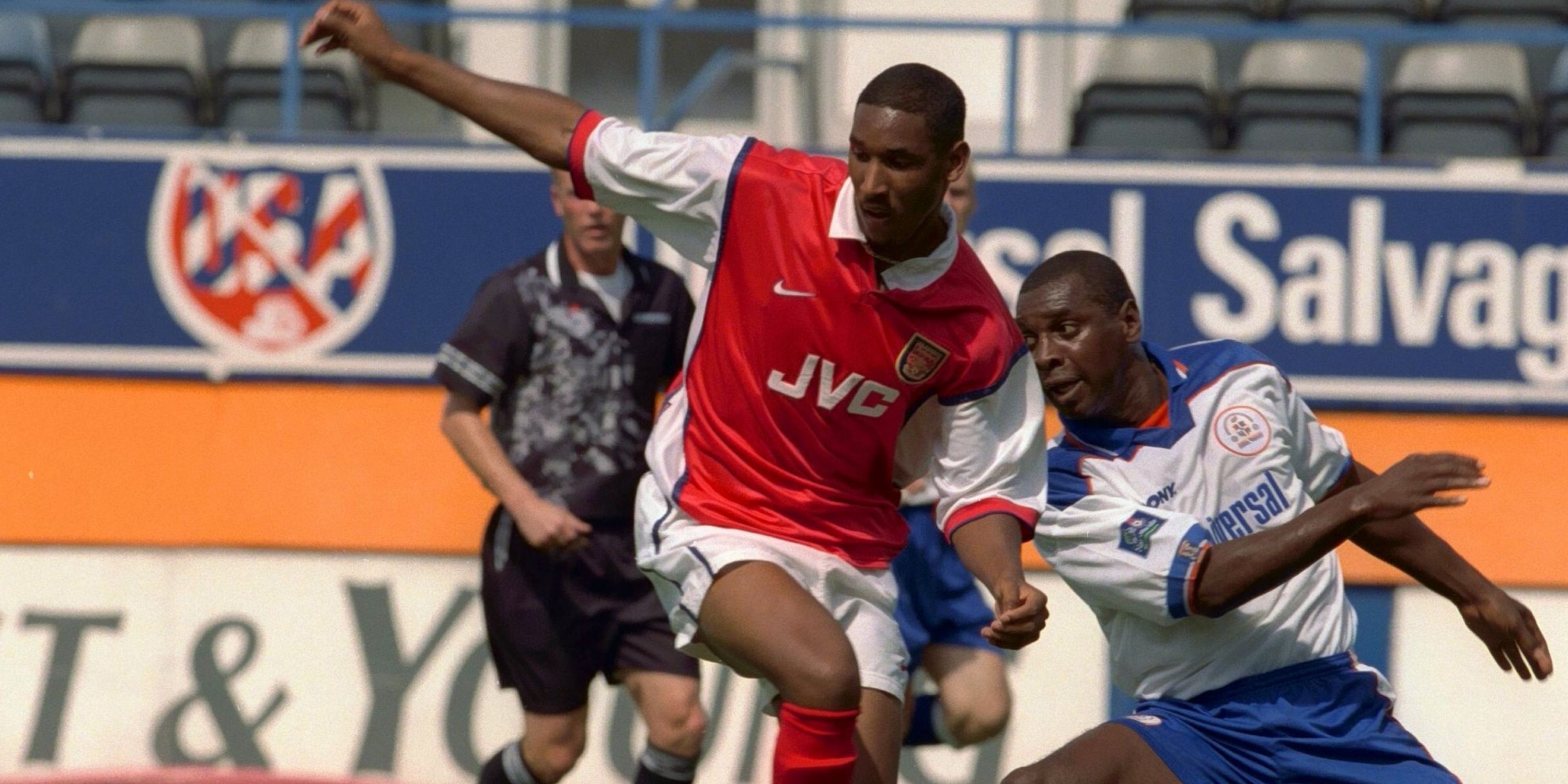 nicolas-anelka-arsenal-luton-town