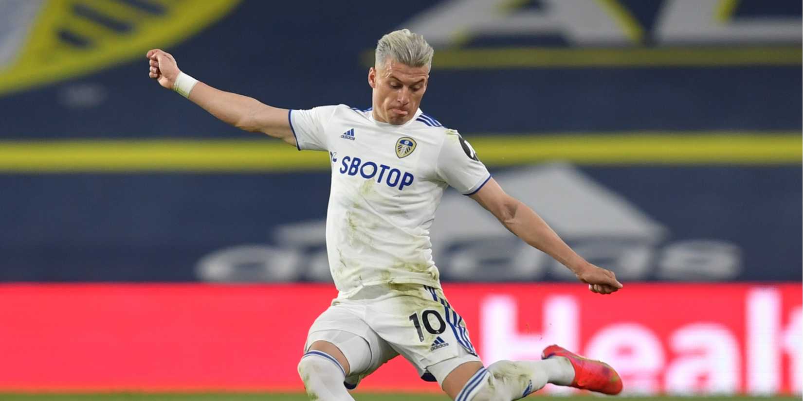 alioski-leeds