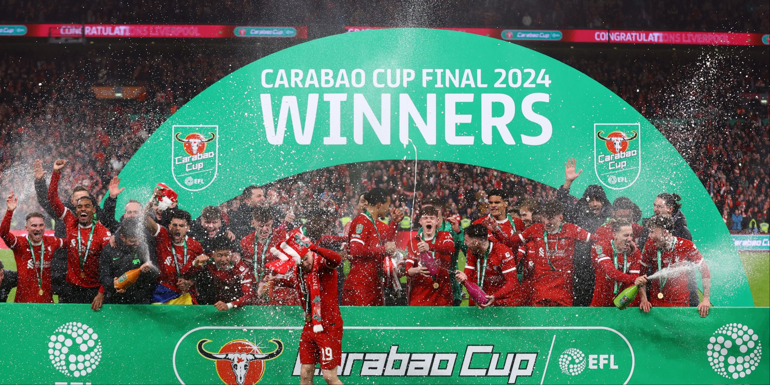 Liverpool-Carabao-Cup-Final-Trophy