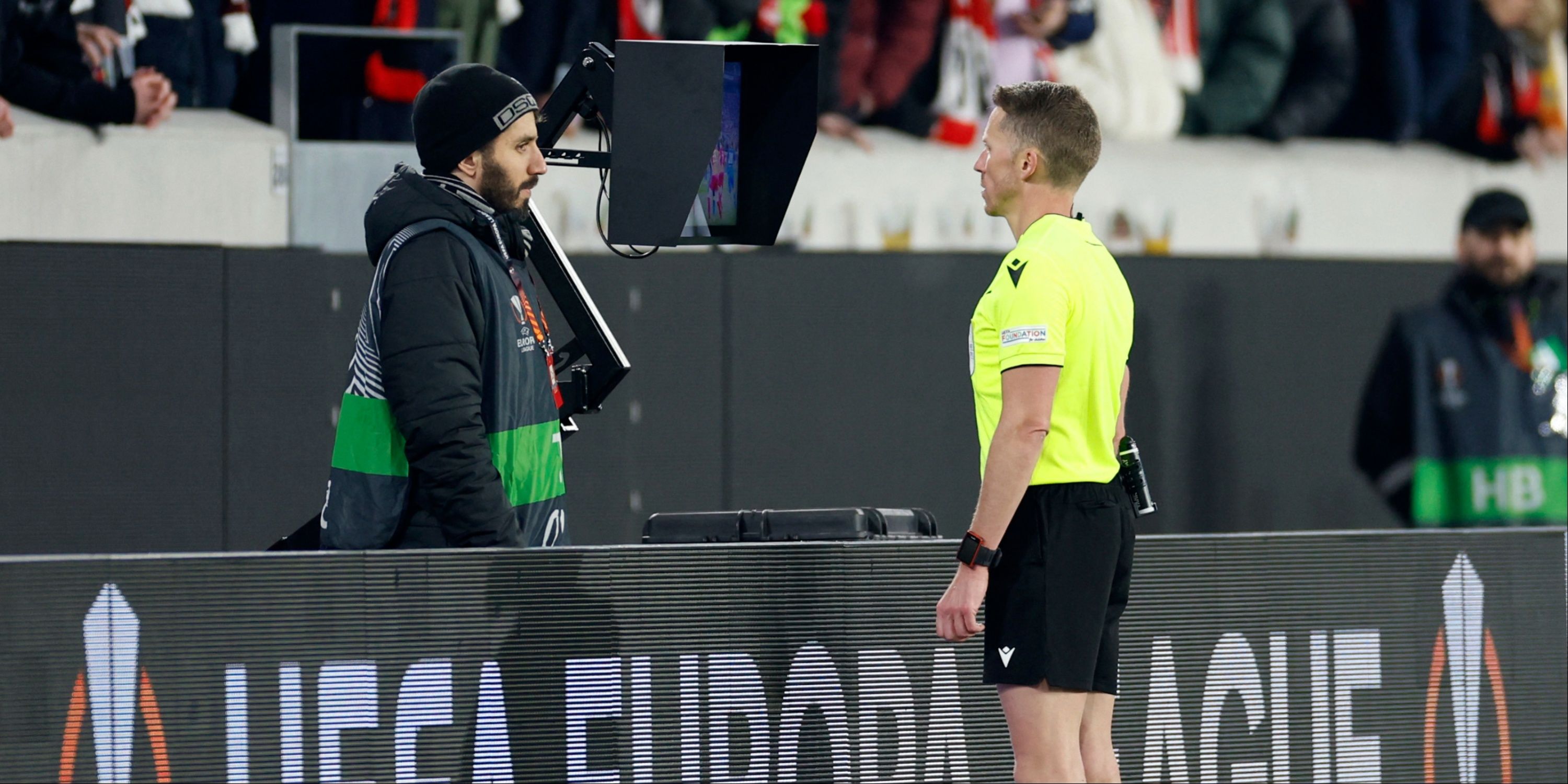 VAR-Referee-Europa-League