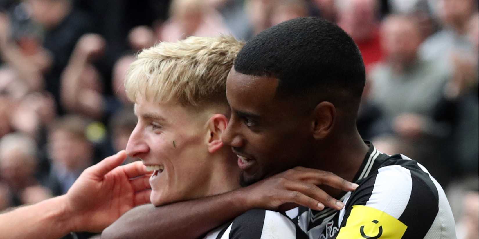 Anthony Gordon and Alexander Isak