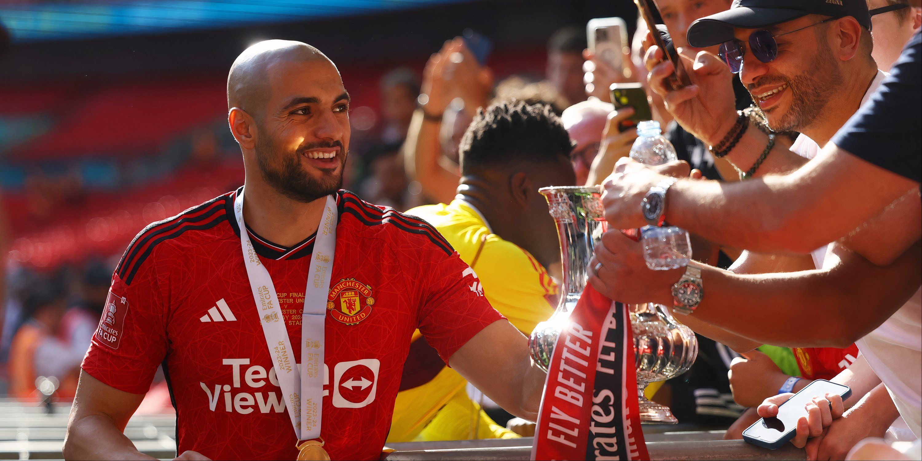 Sofyan-Amrabat-Man-Utd