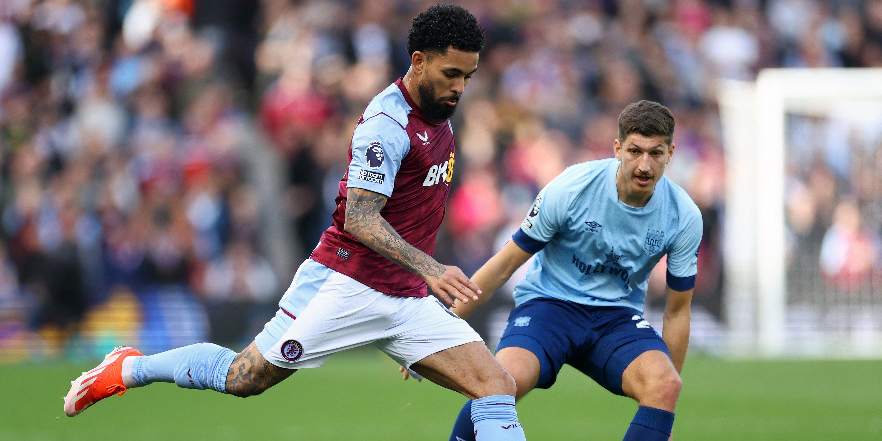 Aston Villa midfielder Douglas Luiz-1