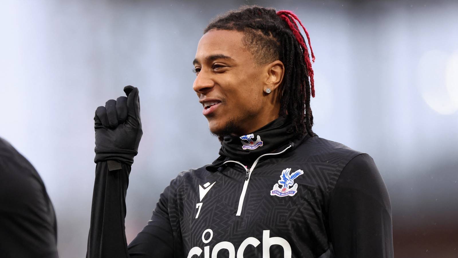 Michael Olise - Khẳng Định Đẳng Cấp Ngôi Sao Tấn Công Hàng Đầu