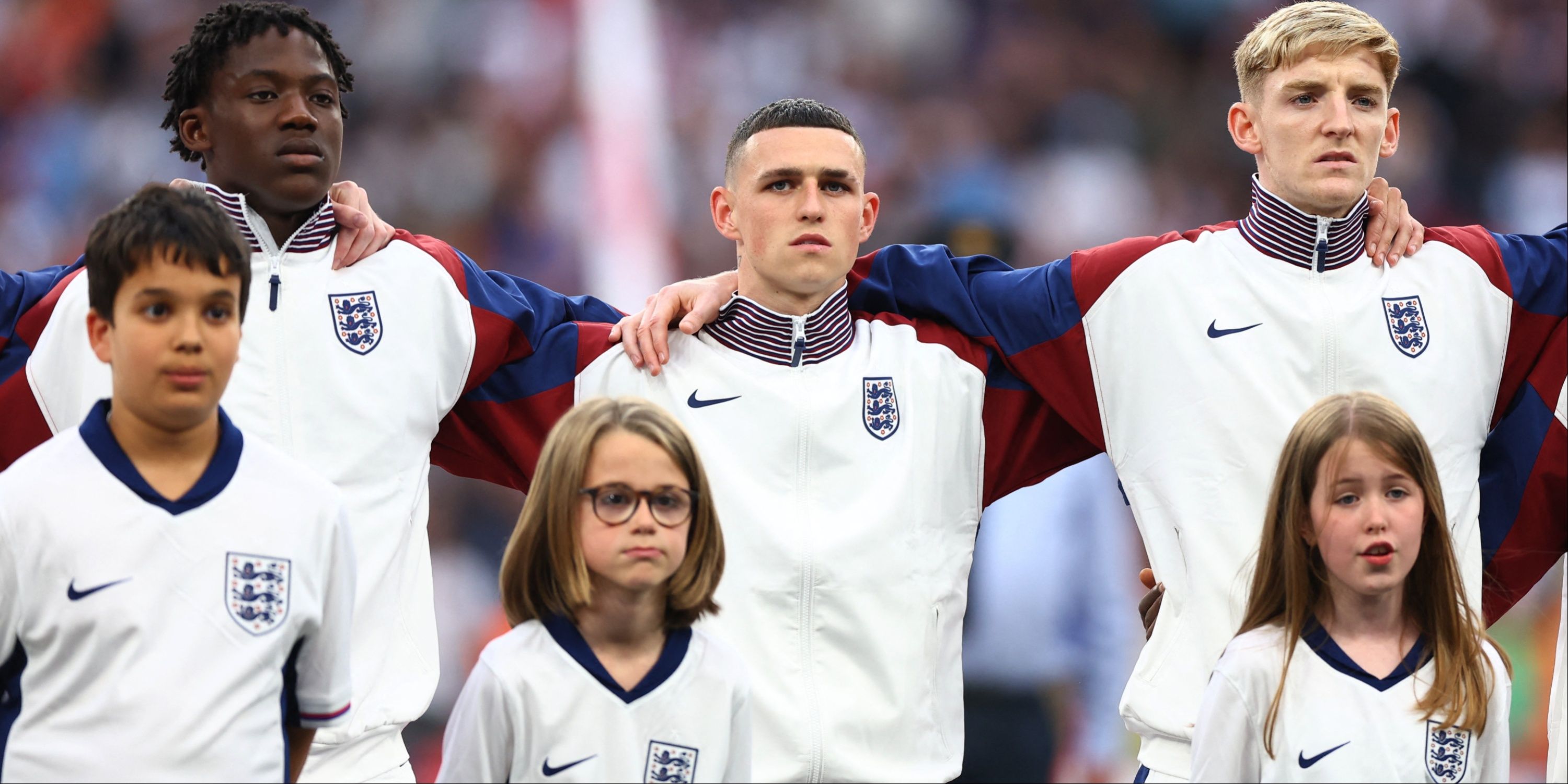 Phil-Foden-Anthony-Gordon-Kobbie-Mainoo-England