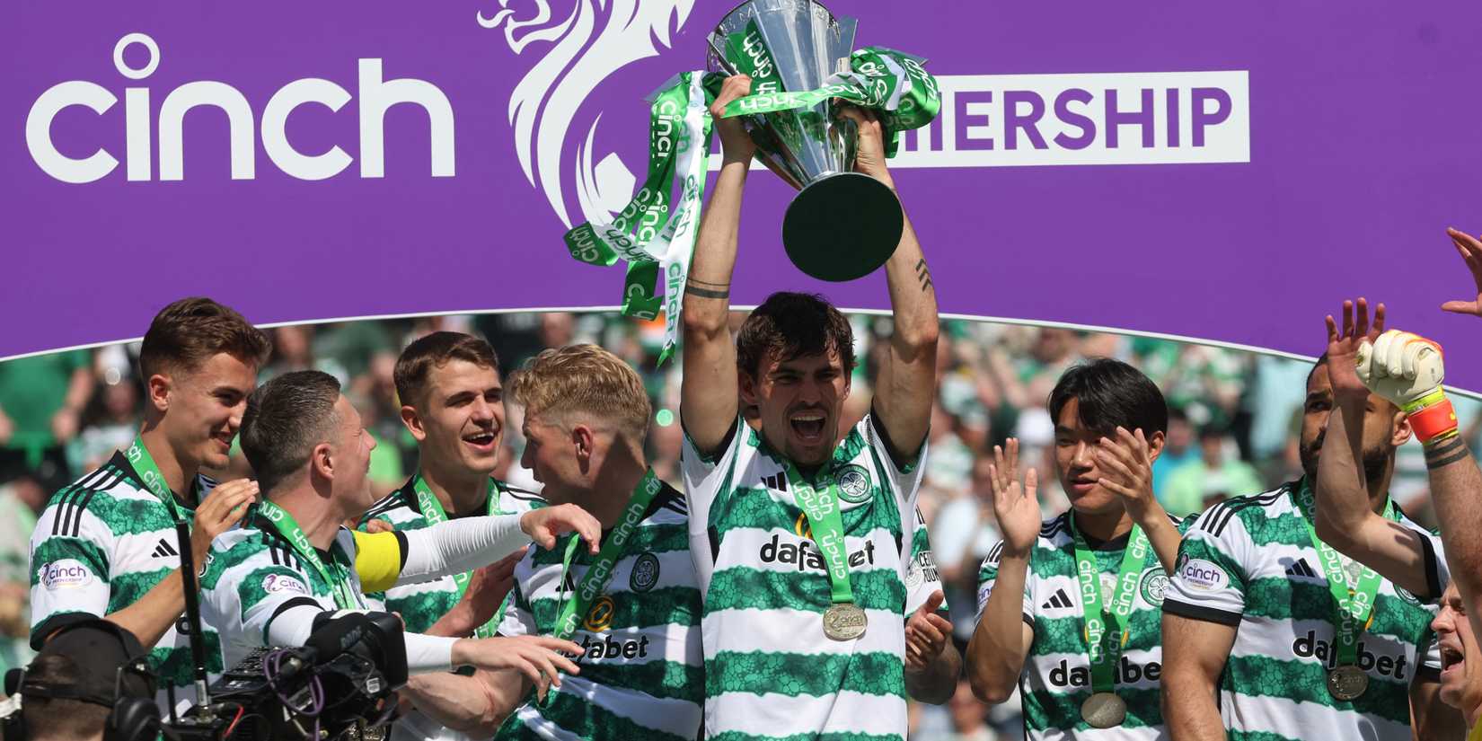 Nicky Riley Celtic Celtic could sign their best CM since O'Riley in swoop for 18-goal star