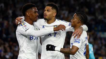 kejuaraan musim panas-rutter-firpo-leeds-united