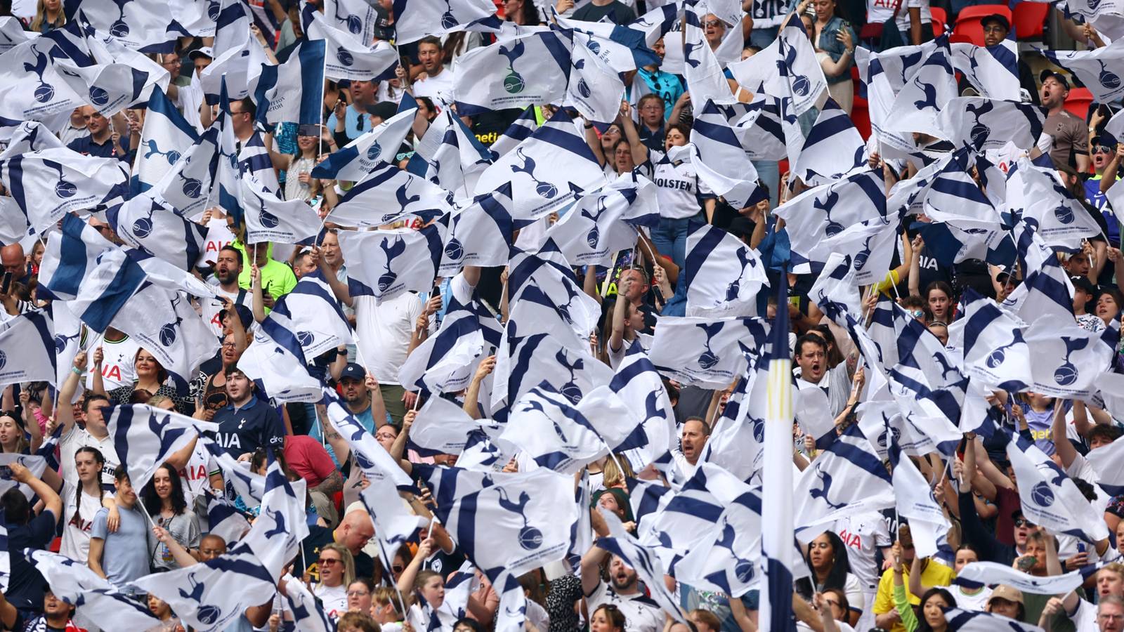 Fabrizio Romano suggests Tottenham could make a new bid to become the “top” manager in the world Fabrizio Romano suggests Tottenham could make a new bid to become the “top” manager in the world