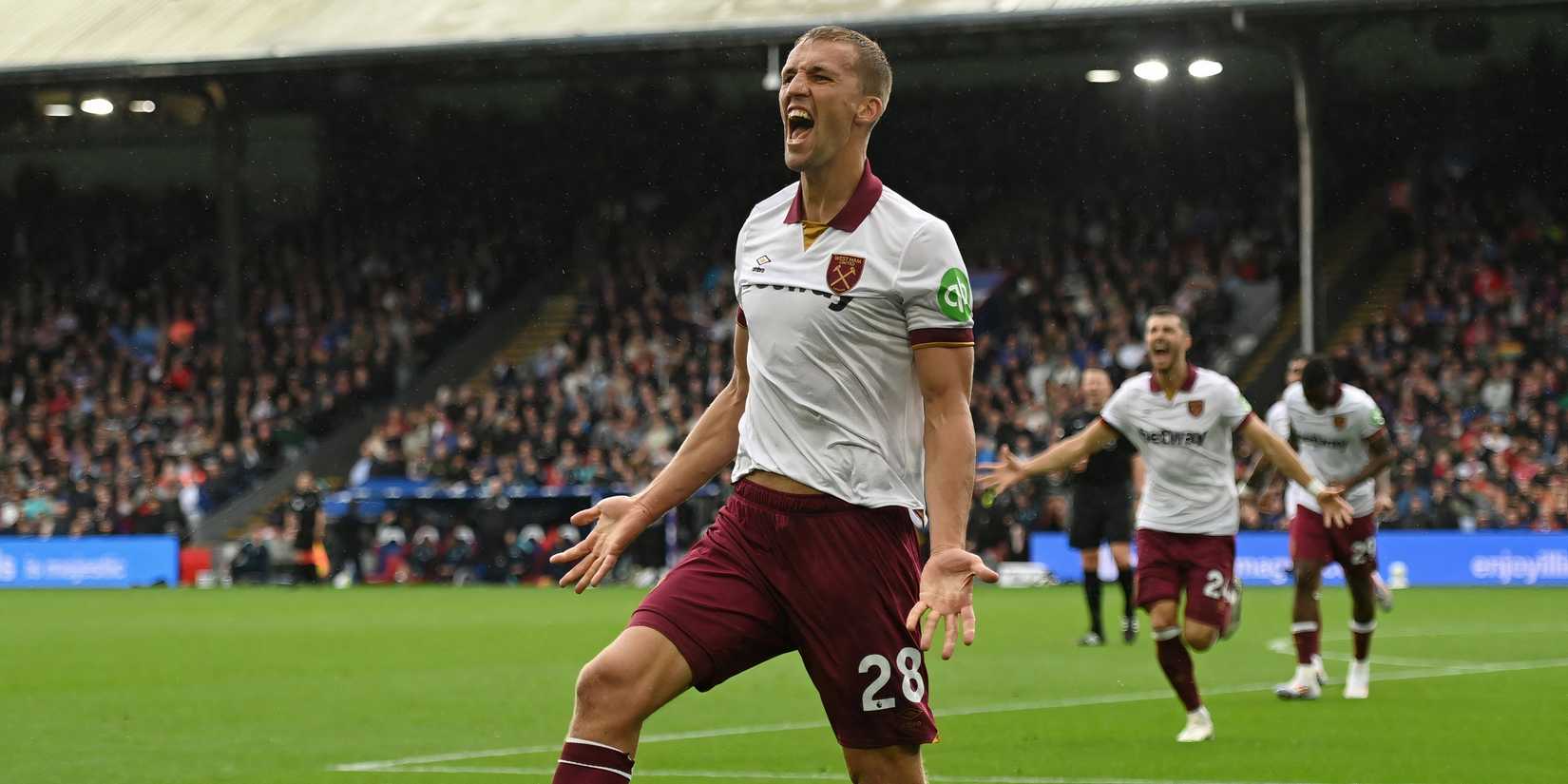 Everton ready to offer 19m £ "on fire" star-news.press/wp West Ham Tomas Soucer western midfield