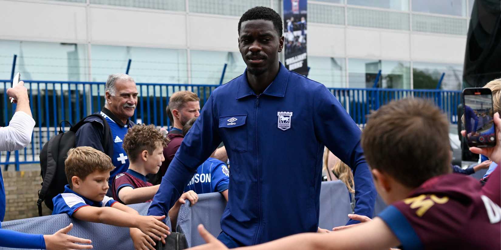 Tuanzebe-Ipswich