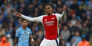 Alongside Gabriel Arsenal Star Who Made 0 Passes All Game Bullied Man City