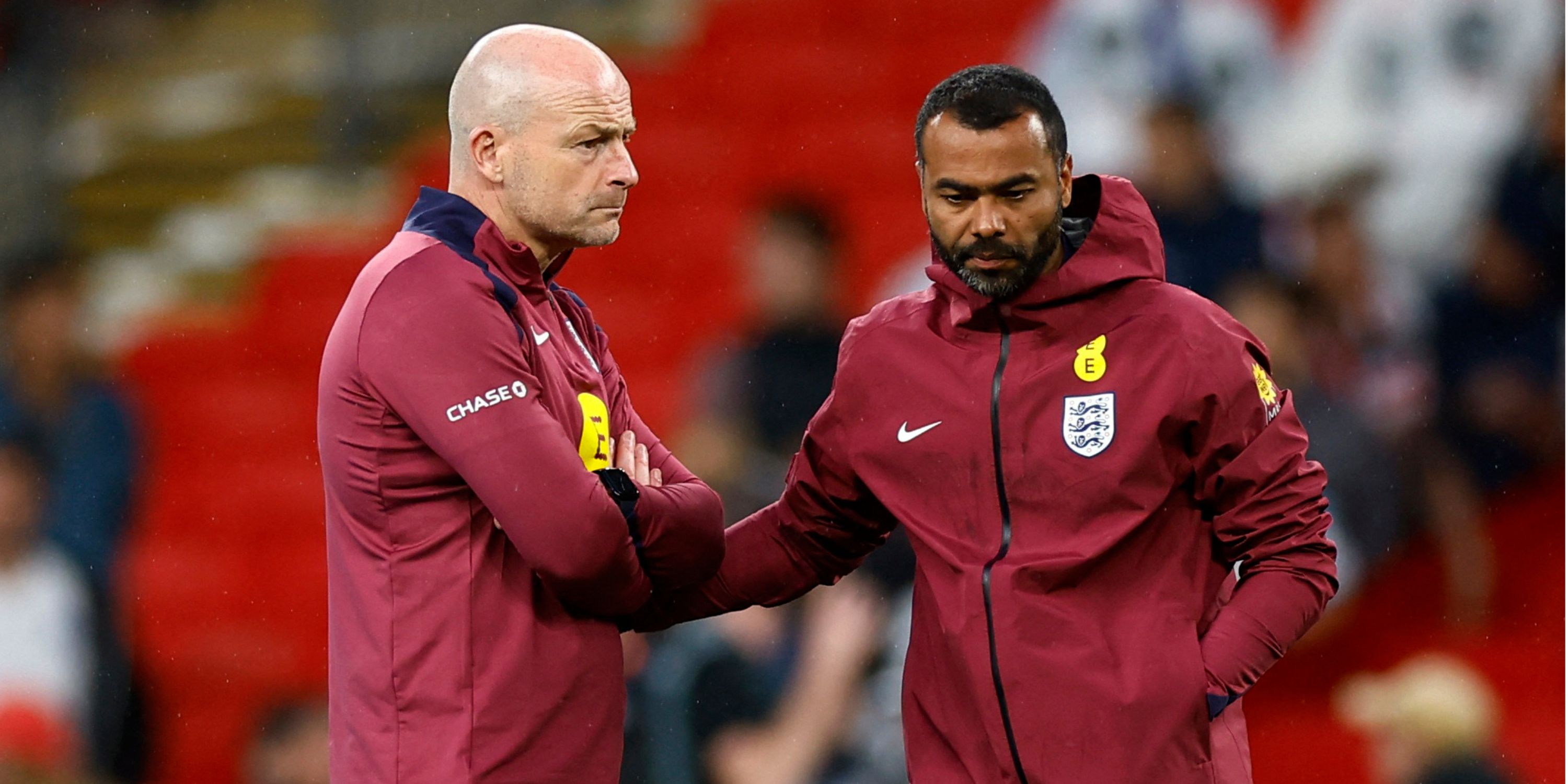 Lee Carsley and Ashley Cole on England duty