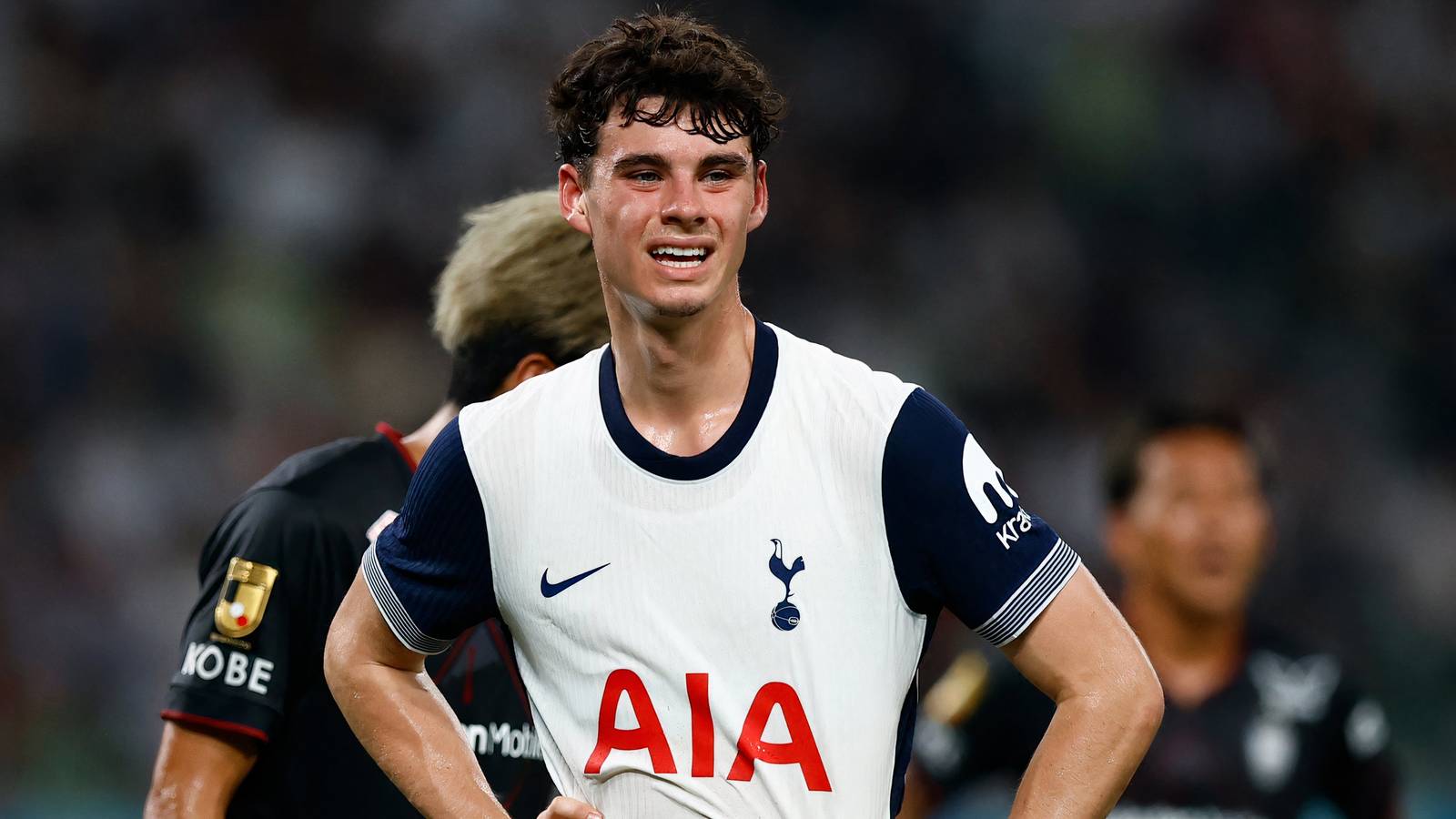 Their new Archie Gray: Spurs submit bid to sign 