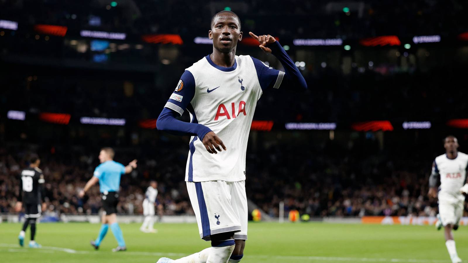 Frank can ease Sarr injury blow by unleashing Spurs' "mentality monster" - Football FanCast