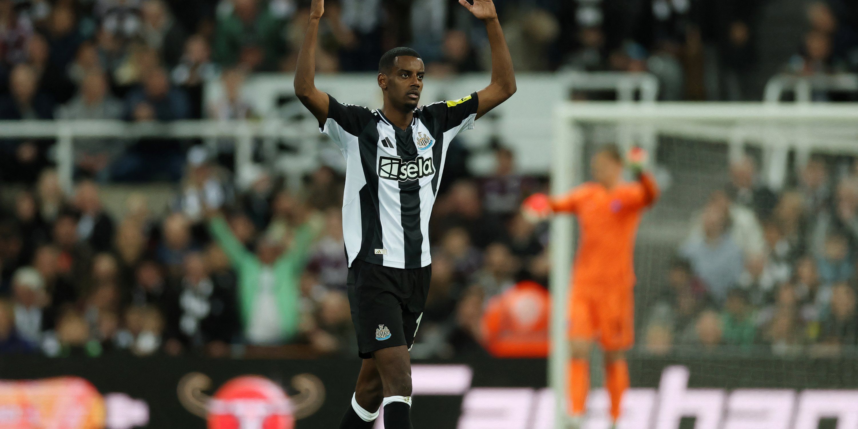 Alexander Isak scores for Newcastle